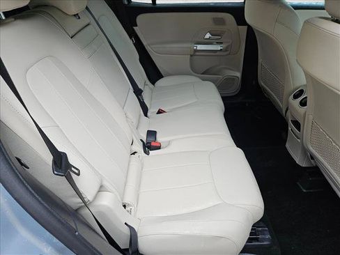 Used 2026 Mercedes-Benz GLB 250 image 17