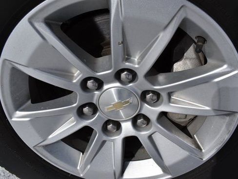 Used 2021 Chevrolet Silverado 1500 LT image 11