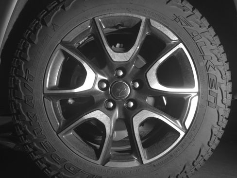 Used 2025 Jeep Compass Trailhawk image 14