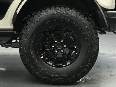 New 2025 Ford Bronco Raptor w/ Interior Carbon Fiber Pack image 22