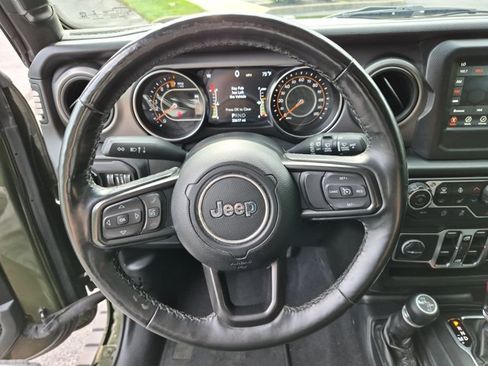 Used 2021 Jeep Wrangler Unlimited Sport AWD/4WD image 15