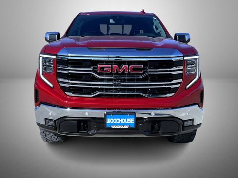Used 2024 GMC Sierra 1500 SLT w/ SLT Convenience Package AWD/4WD image 2