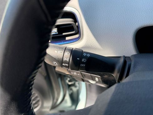 Used 2017 Toyota Prius Three Touring w/ Carpet Mat Package image 32