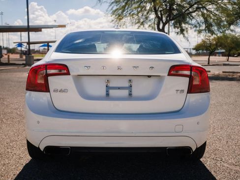 Used 2016 Volvo S60 T5 Premier w/ Convenience Package image 7