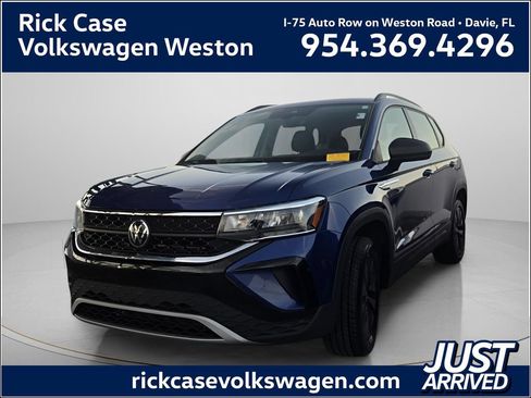 Used 2024 Volkswagen Taos S FWD image 1