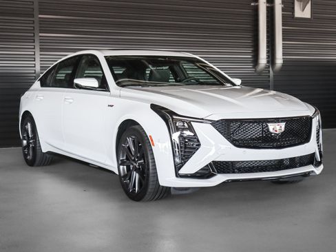 Used 2026 Cadillac CT5 V w/ Technology Package AWD/4WD image 9