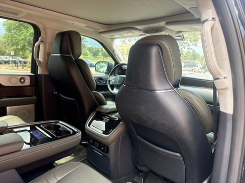 Used 2023 Lincoln Navigator Black Label AWD/4WD image 27
