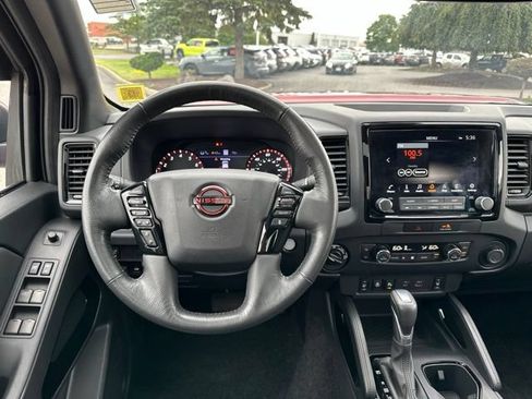 Used 2022 Nissan Frontier PRO-4X w/ Pro-4X Premium Package AWD/4WD image 16