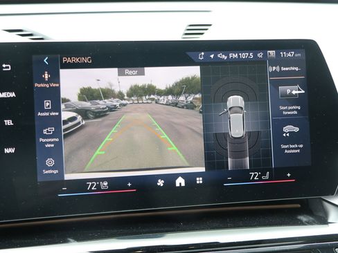 Certified 2025 BMW X1 xDrive28i w/ Convenience Package image 21