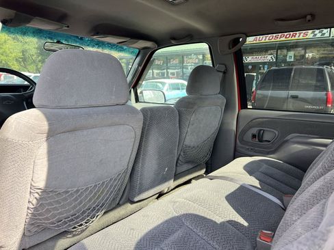 Used 1995 Chevrolet Silverado 3500 4x4 Crew Cab image 11