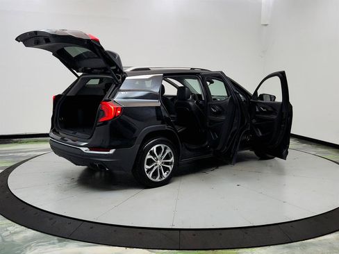 Used 2020 GMC Terrain SLT w/ GMC Pro Grade Package AWD/4WD image 11