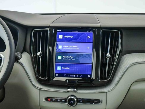 Certified 2025 Volvo XC60 B5 Plus w/ Protection Package Premier image 14