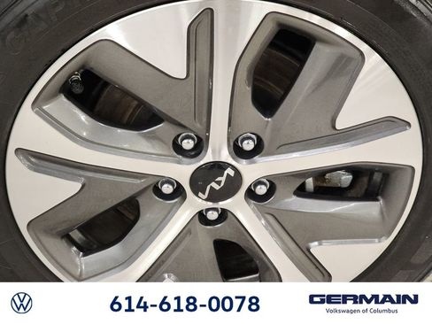 Used 2022 Kia Niro EX image 14