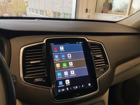 Certified 2024 Volvo XC90 B6 Plus w/ Protection Package image 21