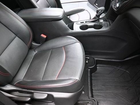 Used 2023 Chevrolet Equinox RS w/ RS Leather Package image 27