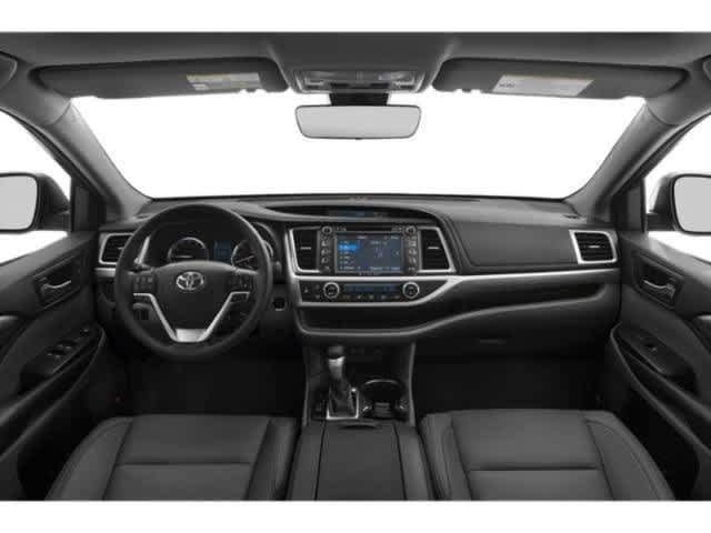Used 2019 Toyota Highlander Limited AWD/4WD image 4
