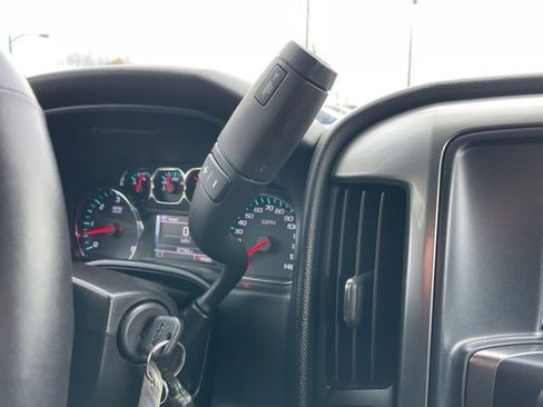 Used 2018 Chevrolet Silverado 1500 LT image 23