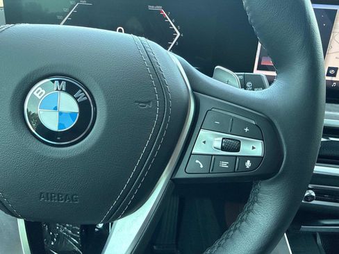 Used 2024 BMW X5 xDrive40i w/ Premium Package AWD/4WD image 19