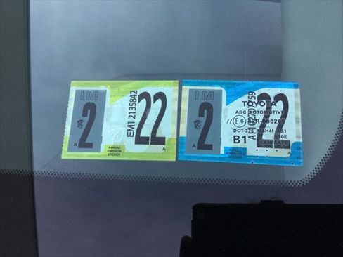 Certified 2018 Toyota Camry XSE FWD image 25