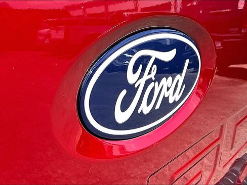 Used 2024 Ford F150 Lariat w/ FX4 Off-Road Package AWD/4WD image 31