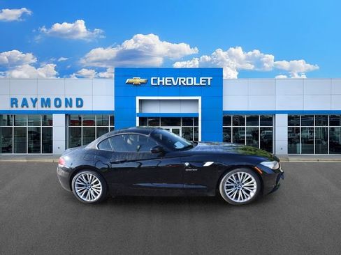 Used 2009 BMW Z4 sDrive30i RWD image 2