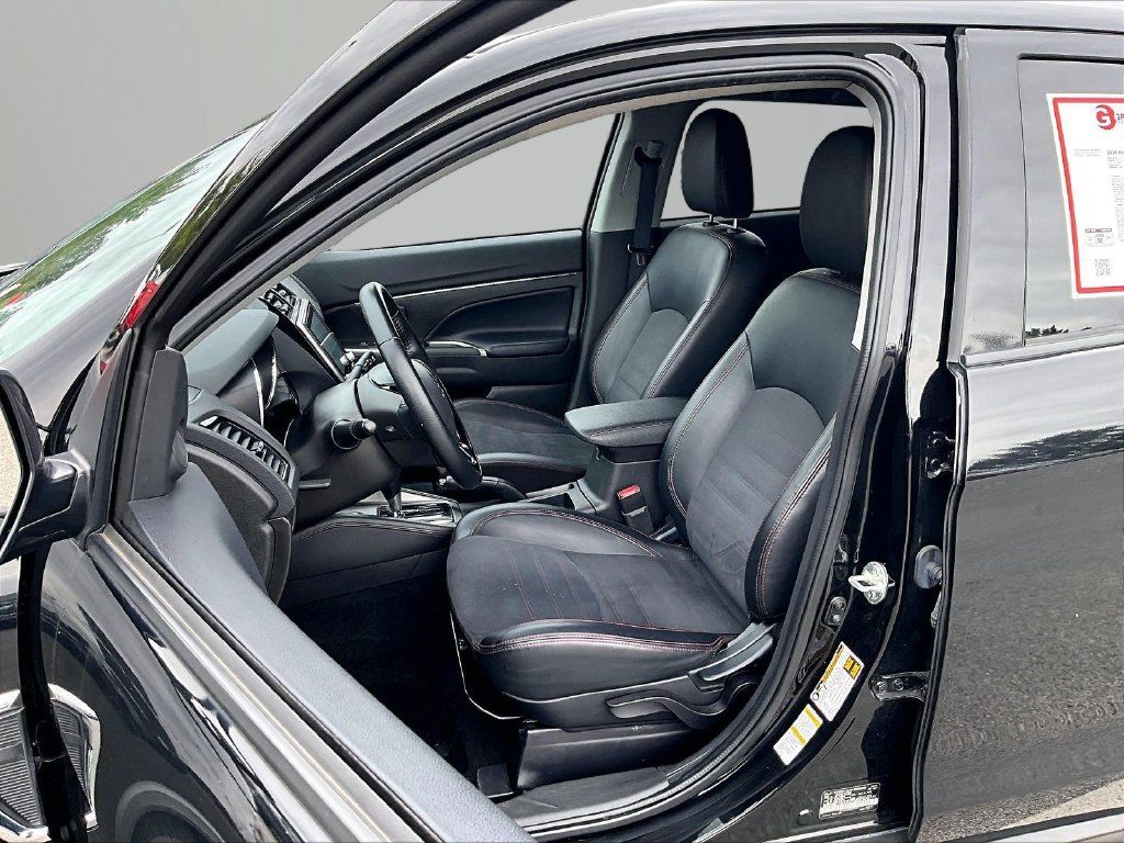 Used 2024 Mitsubishi Outlander Sport AWD image 26