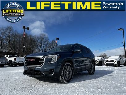 Used 2024 GMC Terrain SLT
