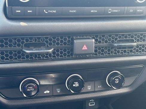 Used 2024 Honda HR-V LX image 21