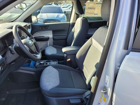 New 2026 Ford Maverick XLT image 35