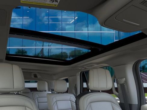 New 2026 Lincoln Navigator Reserve w/ Jet Appearance Package image 22