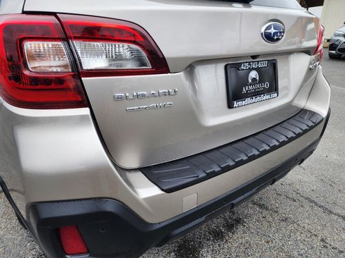 Used 2018 Subaru Outback 2.5i Limited AWD/4WD image 44