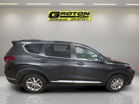Used 2020 Hyundai Santa Fe SE FWD image 6