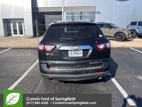 Used 2015 Chevrolet Traverse LTZ image 9