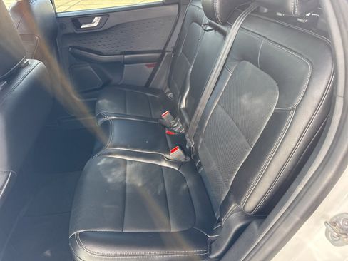 Certified 2020 Ford Escape Titanium w/ Titanium Premium Package 2.0 image 38