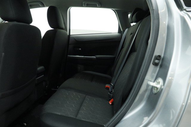 Used 2023 Mitsubishi Outlander Sport ES AWD/4WD image 28