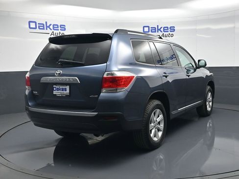 Used 2013 Toyota Highlander SE AWD/4WD image 8