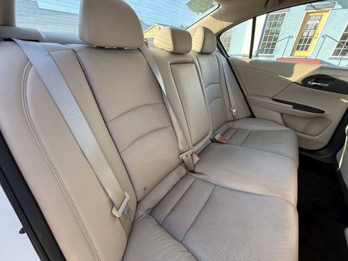 Used 2015 Honda Accord EX-L image 25