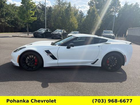 Used 2019 Chevrolet Corvette Grand Sport RWD image 4
