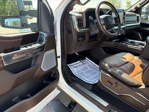 Used 2024 Ford F250 King Ranch w/ Tremor Off-Road Package AWD/4WD image 11