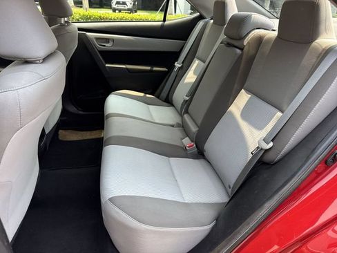 Used 2019 Toyota Corolla LE FWD image 23