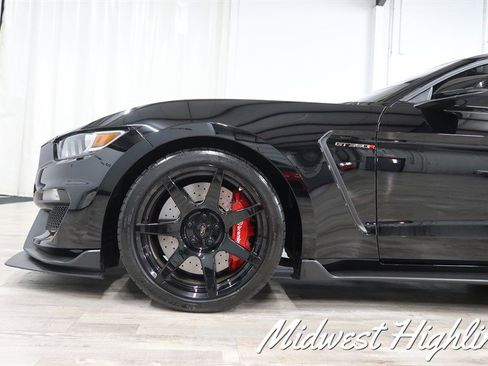 Used 2017 Ford Mustang Shelby GT350R w/ Equipment Group 920A image 15