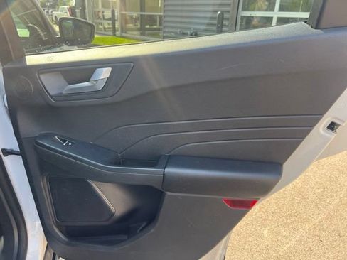 Used 2023 Ford Escape Active w/ Tech Pack #2 AWD/4WD image 13