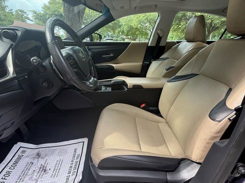 Used 2021 Lexus ES 350 w/ Premium Package FWD image 10