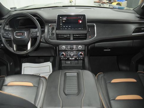 Used 2024 GMC Yukon AT4 AWD/4WD image 34