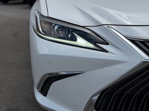 Used 2020 Lexus ES 350 w/ Premium Package FWD image 32