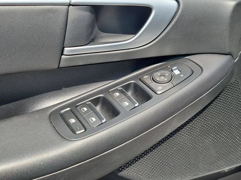 Used 2025 Hyundai Sonata SEL FWD image 13
