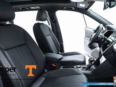 Used 2023 Volkswagen Tiguan SE R-Line AWD/4WD image 35
