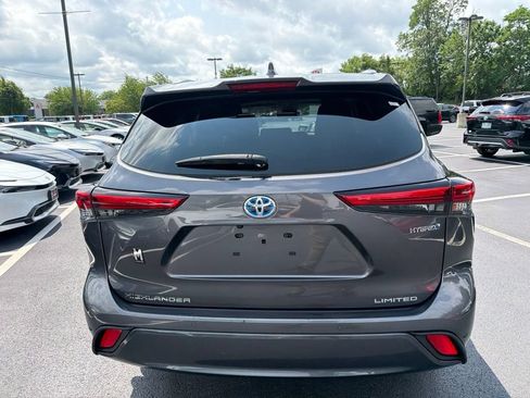 Used 2023 Toyota Highlander Limited AWD/4WD image 7