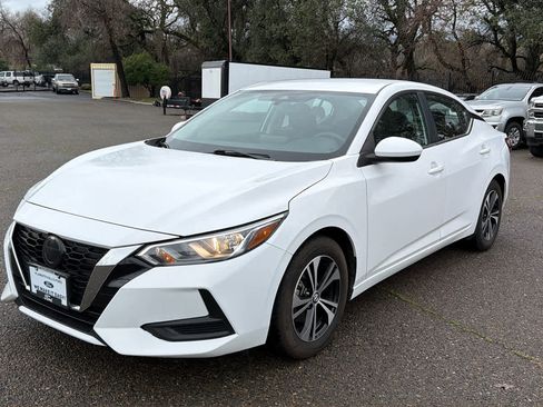 Used 2022 Nissan Sentra SV image 1