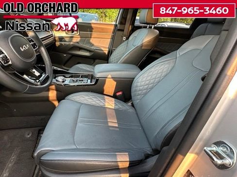 Used 2025 Kia Sorento SX Prestige AWD/4WD image 11